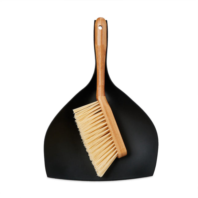 The mop consisting of a shovel and a broom