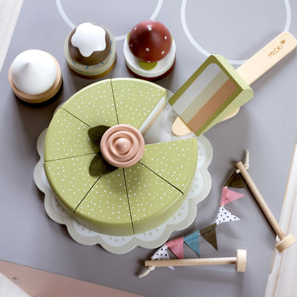 Spielzeugkuchen