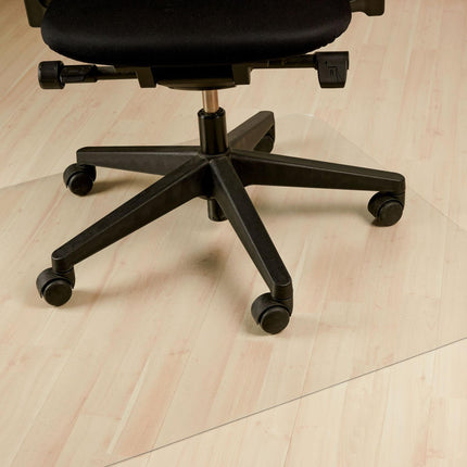Transparente Bodenabdeckung für Bürostühle