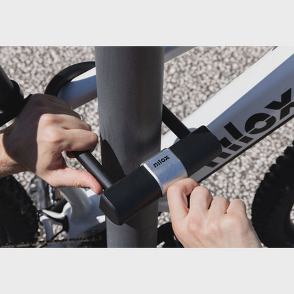 U-Lock for Bikes and Scooters, Metal, 22x17 cm, 2 Keys