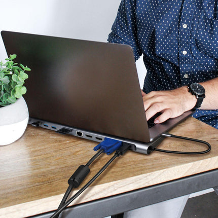USB-C Dock 11-in-1 HDMI/VGA/RJ45/USB-C 100W