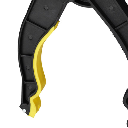 Universal gripper arm