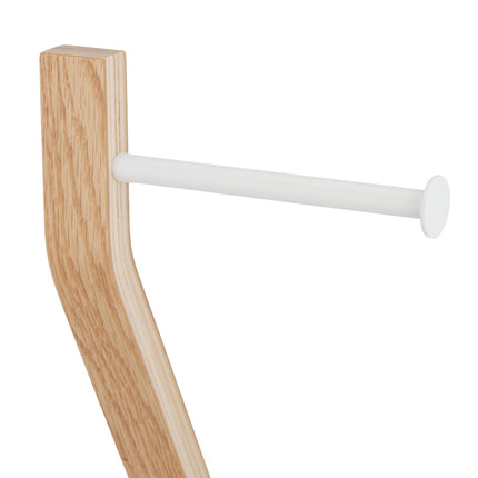 WC-Stuhl stehend weiß