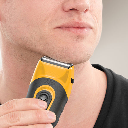 Wahl Extreme Grip Rechargeable Shaver with Flexible Head, Travel Lock
