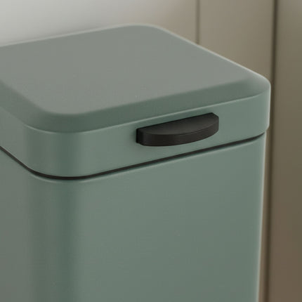 Wandmontierter Badezimmerabfalleimer, 3L, mit automatisch schließendem Deckel