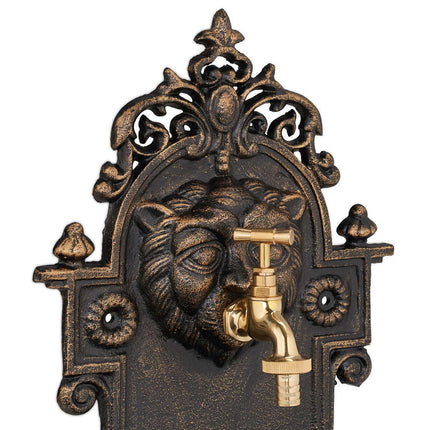 Wandbrunnen aus Gusseisen für den Garten mit Wasserhahn