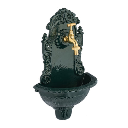 Wall fountain green