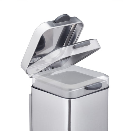 Wall-mounted cosmetics container 6 liters