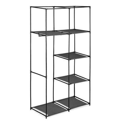 Kleiderschrank geschlossen