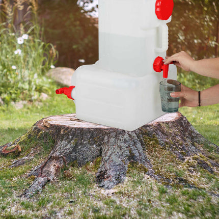 Water jug with tap