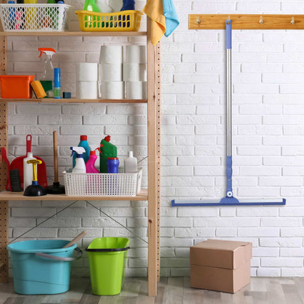 Water scraper with telescopic handle