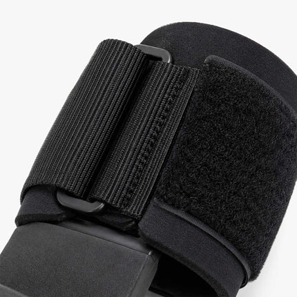 Weightlifting Wrist Hooks Set of 2, Neoprene Padding, Black/Blue, 150 kg