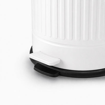 White Retro Pedal Bin, 12L Capacity, Soft-Close Lid