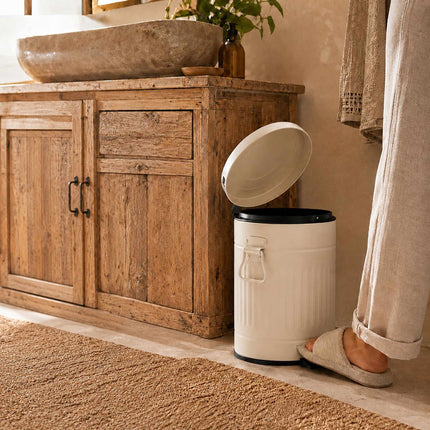 White Retro Pedal Bin, 20L Capacity, Soft-Close Lid