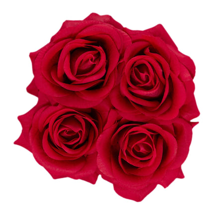 White round rose box with 4 roses