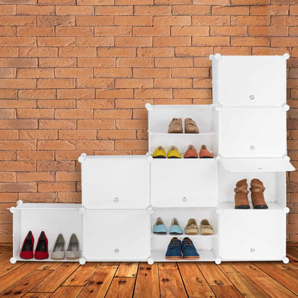 Weißer Schuhschrank mit 24 Fächern