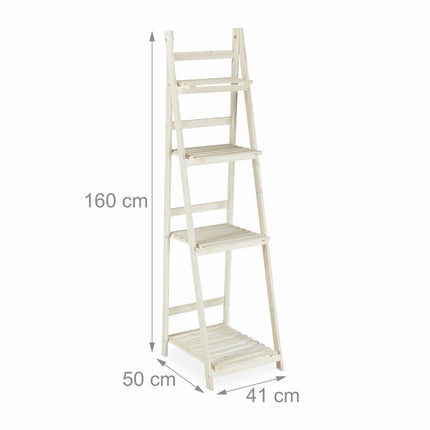 Weiße Treppe mit Holzblumen