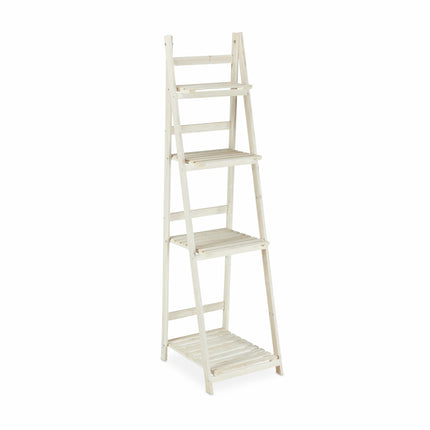 Weiße Treppe mit Holzblumen