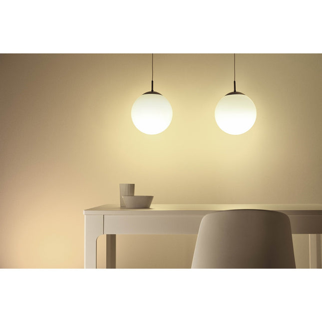 WiFi chytrá LED žárovka E14 P45 40W 470lm, barevná