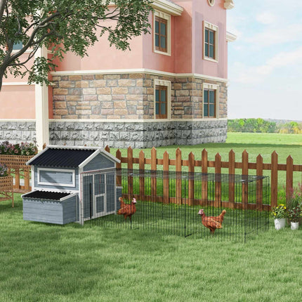 Wooden chicken house with nesting box and run for 4 chickens