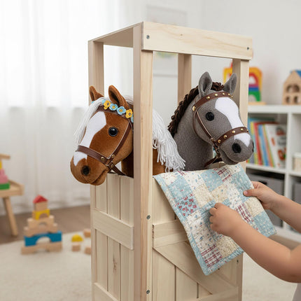 Dřevěná stáj pro 2 hobby horse koníky