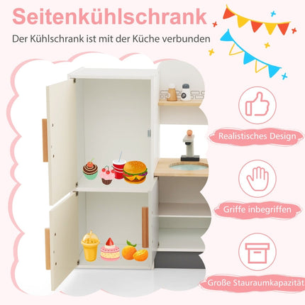 Houten speelkeuken voor kinderen met afzuigkap, koelkast en kraan.