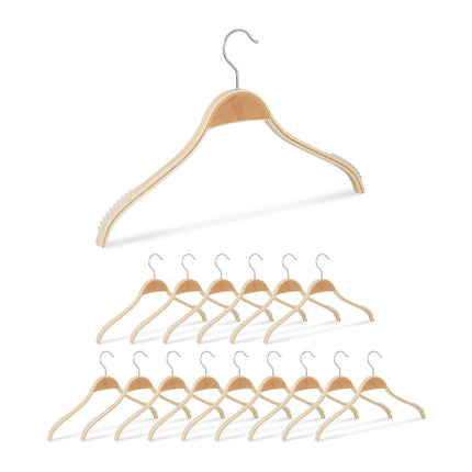 Cintres en bois, lot de 16