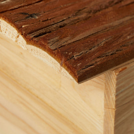 Maison en bois pour hérisson