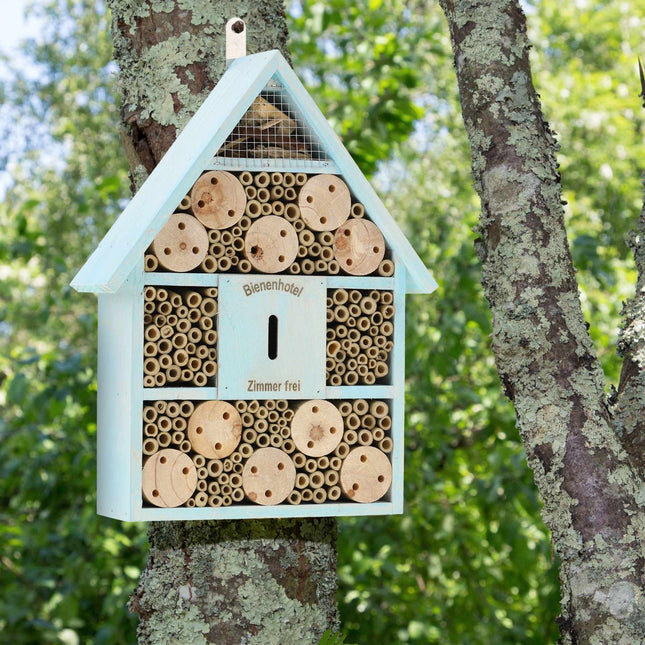 Insektenhotel aus Holz