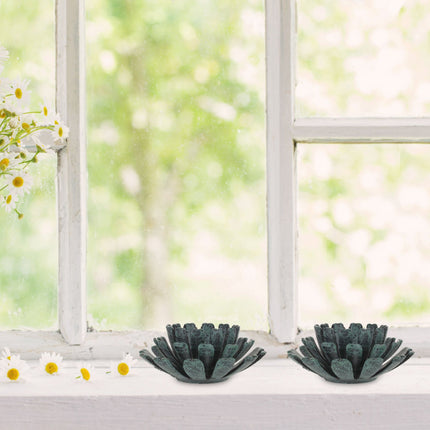Set mit 2 Teelichthaltern in Blumenform